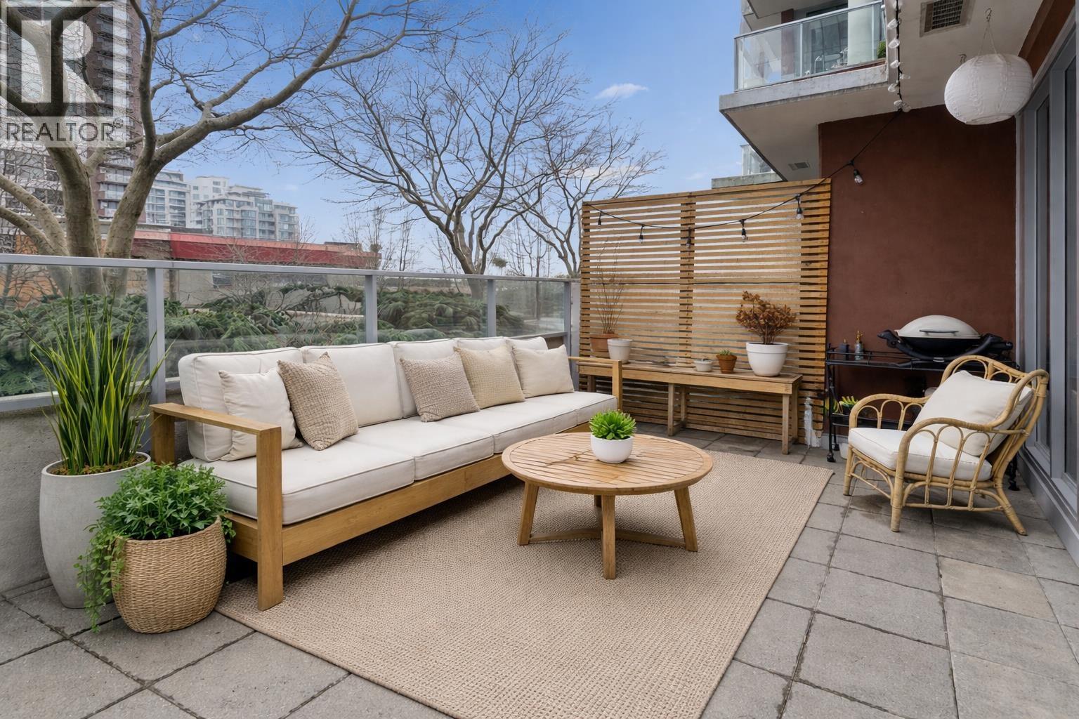 303 150 W 15th Street, North Vancouver, British Columbia  V7M 1R5 - Photo 30 - R3104755