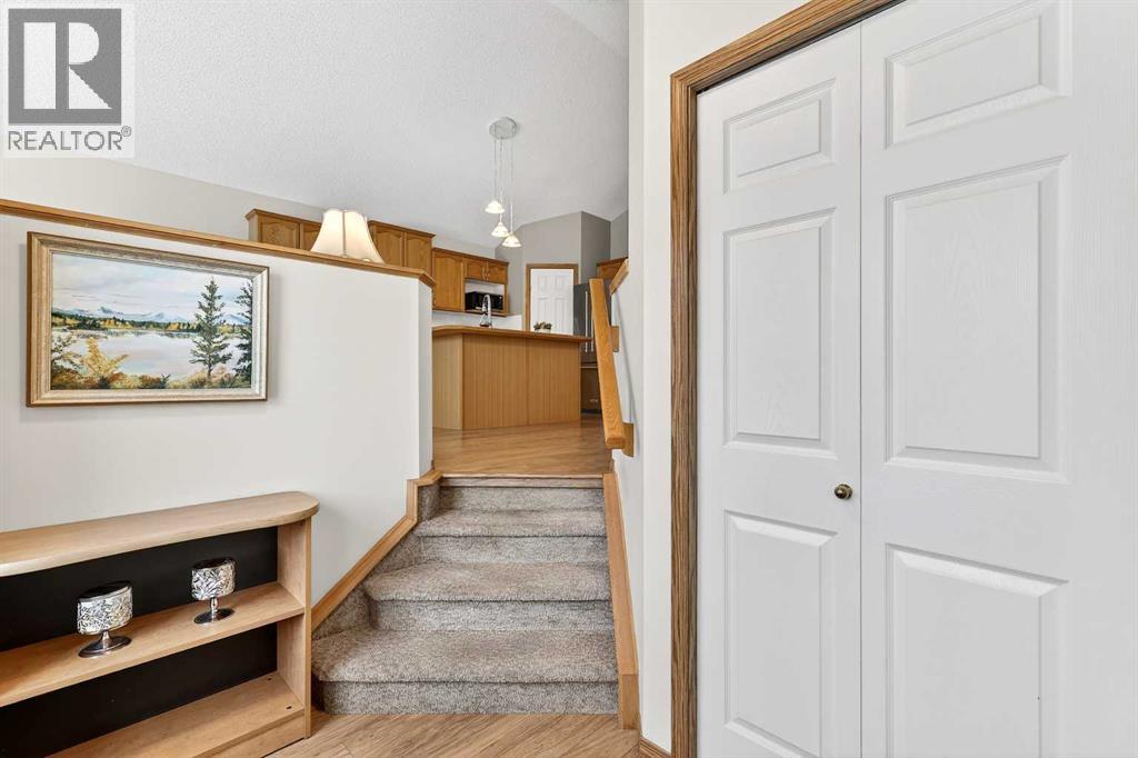 131 Citadel Mesa Close NW, Calgary, Alberta  T3G 5K9 - Photo 2 - A2294003