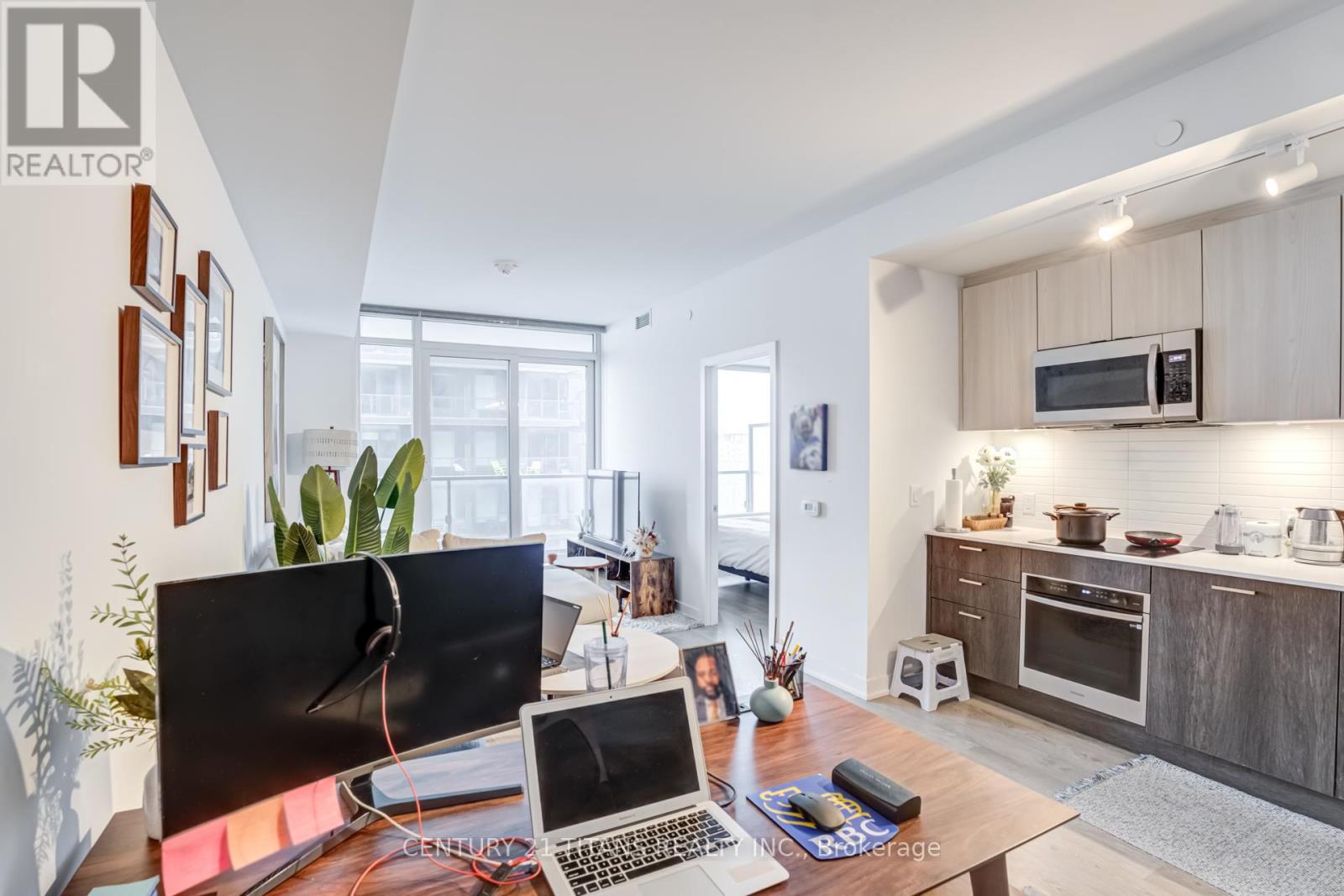 4010 - 1926 Lakeshore Boulevard, Toronto, Ontario  M6S 1A2 - Photo 17 - W12941238