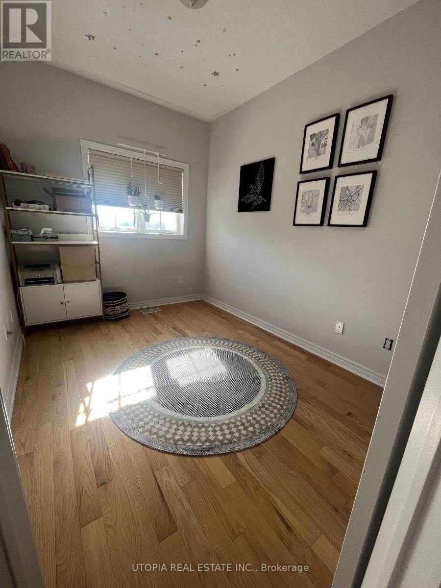 5405 Festival Drive, Mississauga, Ontario  L5M 0G7 - Photo 9 - W12941250