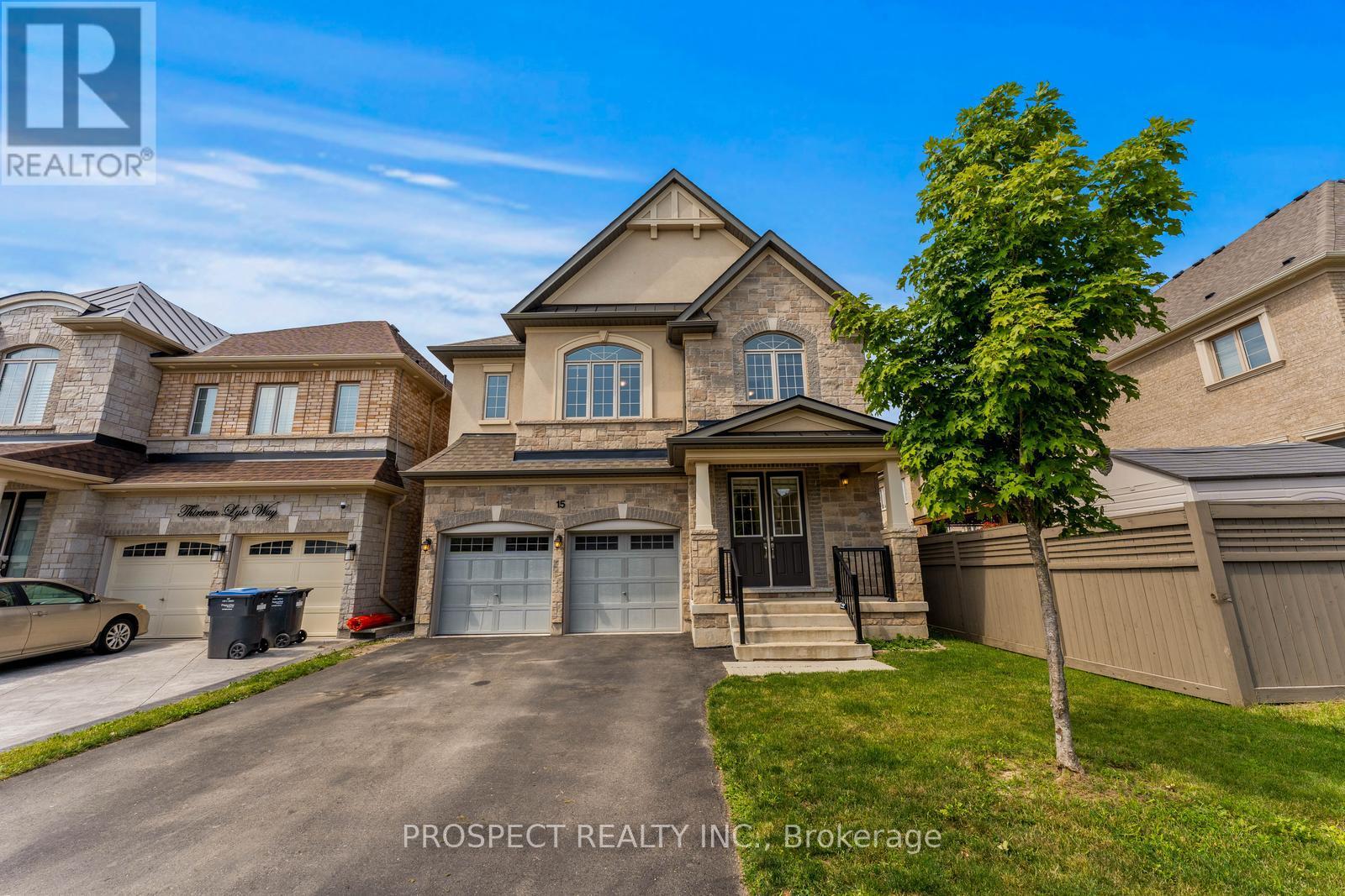 15 Lyle Way, Brampton, Ontario  L6X 5P8 - Photo 4 - W12941266