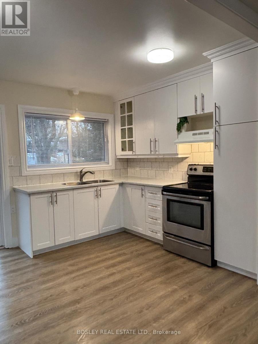 56 William Street, Orangeville, Ontario  L9W 2R9 - Photo 2 - W12941304