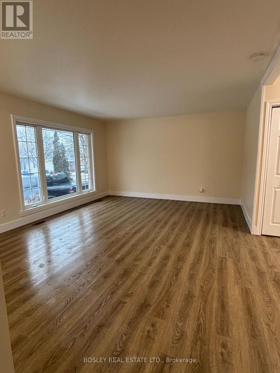 56 William Street, Orangeville, Ontario  L9W 2R9 - Photo 3 - W12941304