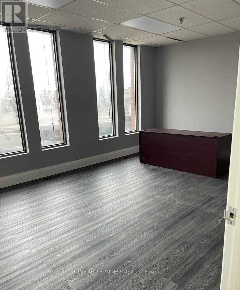 A - 1880 Bonhill Road, Mississauga, Ontario  L5T 1C4 - Photo 12 - W12941324