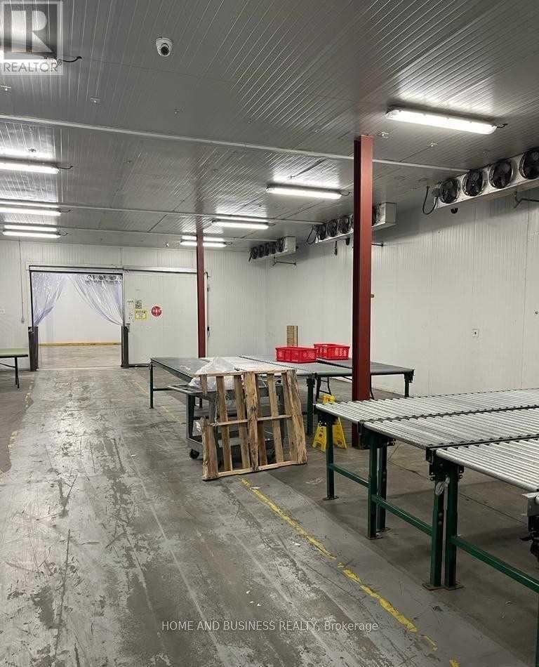 A - 1880 Bonhill Road, Mississauga, Ontario  L5T 1C4 - Photo 23 - W12941324