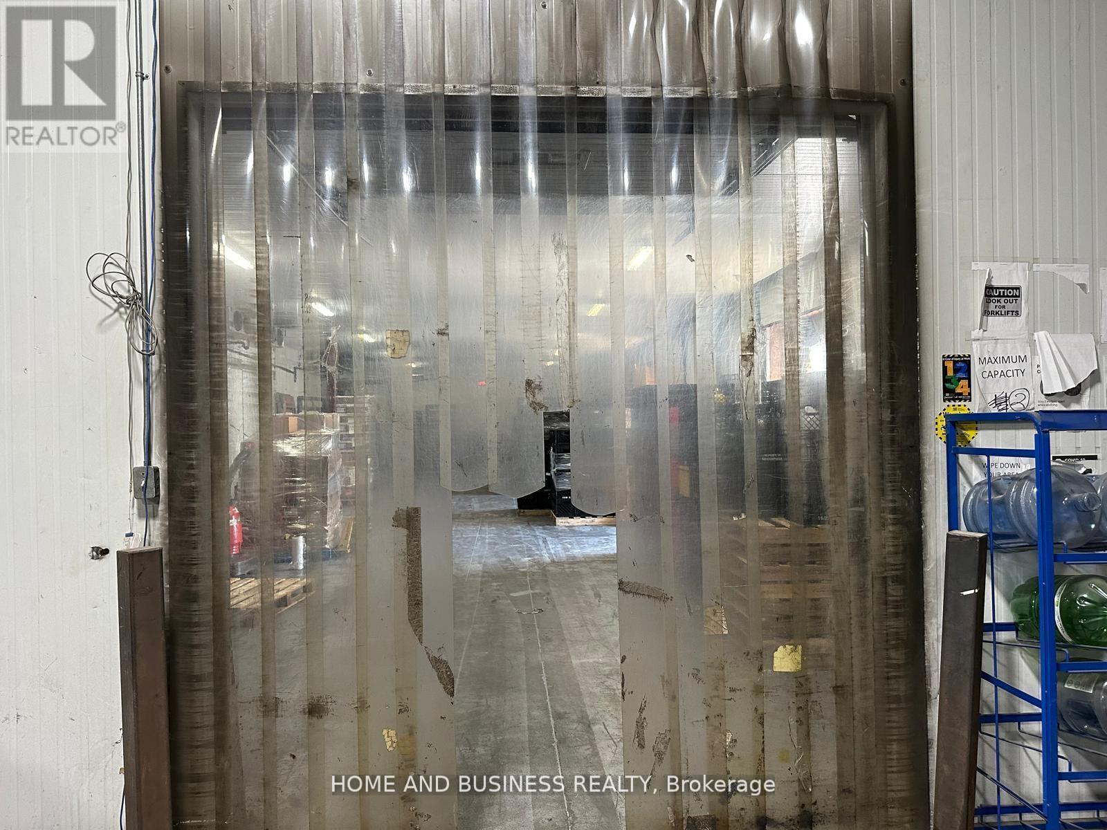 B - 1880 Bonhill Road, Mississauga, Ontario  L5T 1C4 - Photo 14 - W12941328