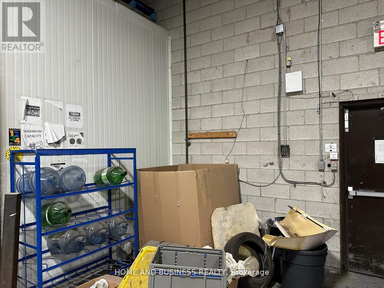 B - 1880 Bonhill Road, Mississauga, Ontario  L5T 1C4 - Photo 15 - W12941328