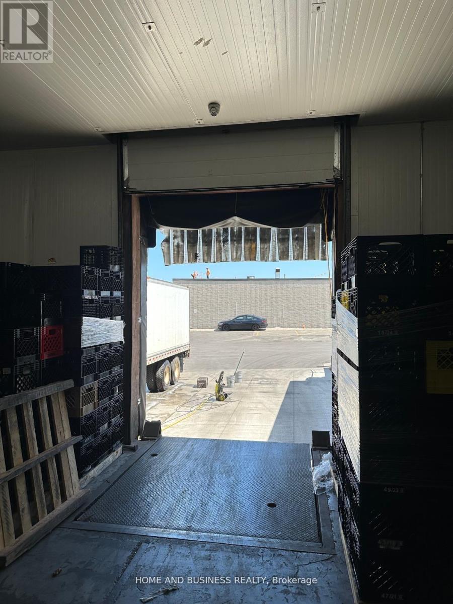 B - 1880 Bonhill Road, Mississauga, Ontario  L5T 1C4 - Photo 19 - W12941328