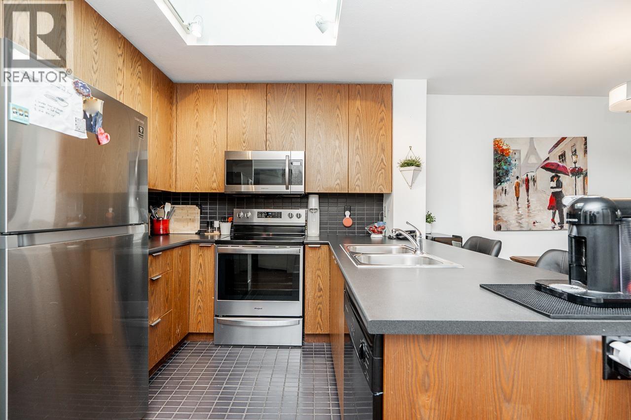 502 2036 W 10th Avenue, Vancouver, British Columbia  V6J 2B3 - Photo 6 - R3105460