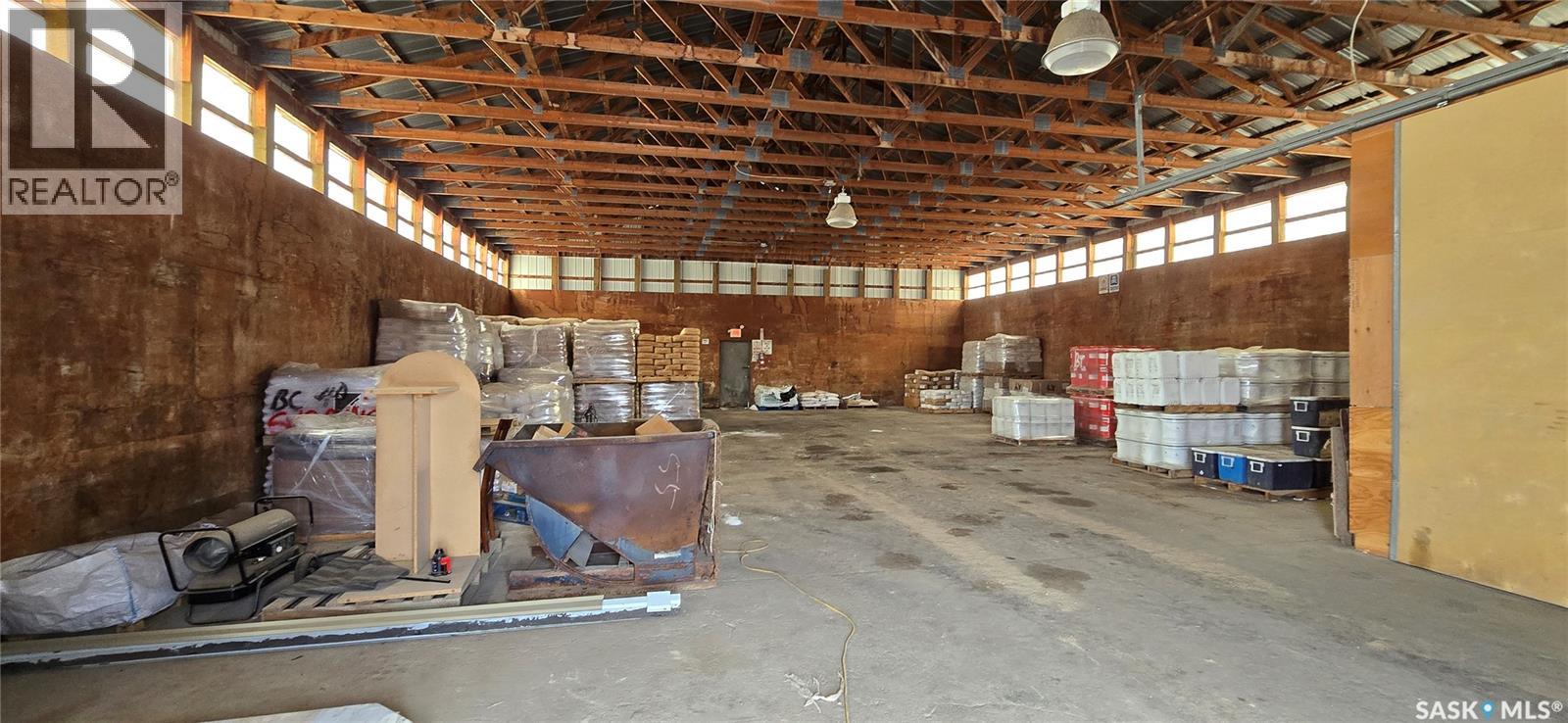 466-468 Devonian Street, Estevan, Saskatchewan  S4A 2A3 - Photo 3 - SK031721