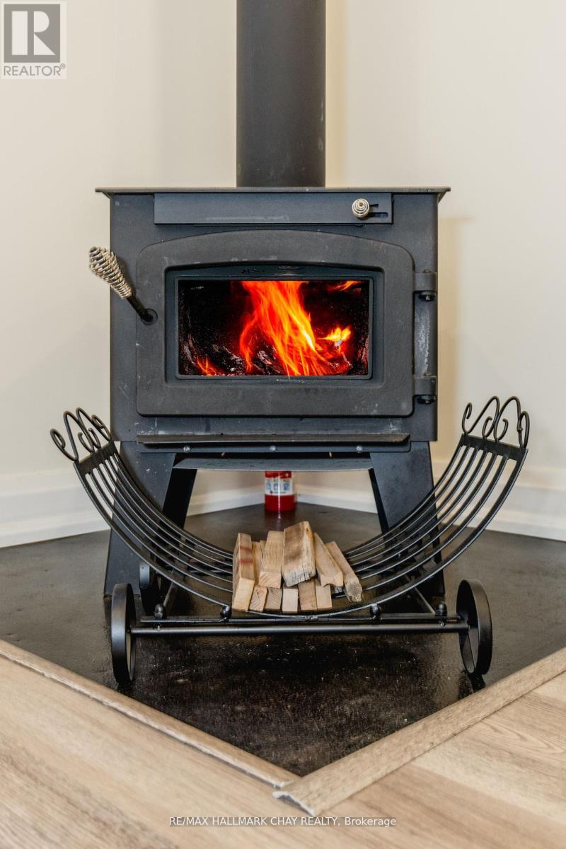 182 Brodie Kay Trail, Huntsville, Ontario  P0B 1L0 - Photo 11 - X12941256