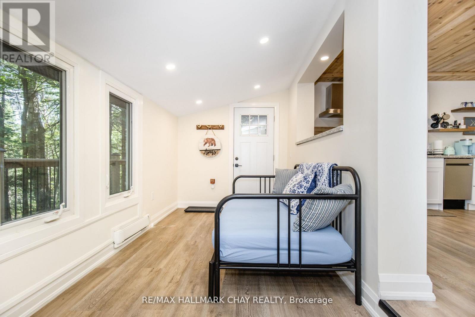 182 Brodie Kay Trail, Huntsville, Ontario  P0B 1L0 - Photo 13 - X12941256