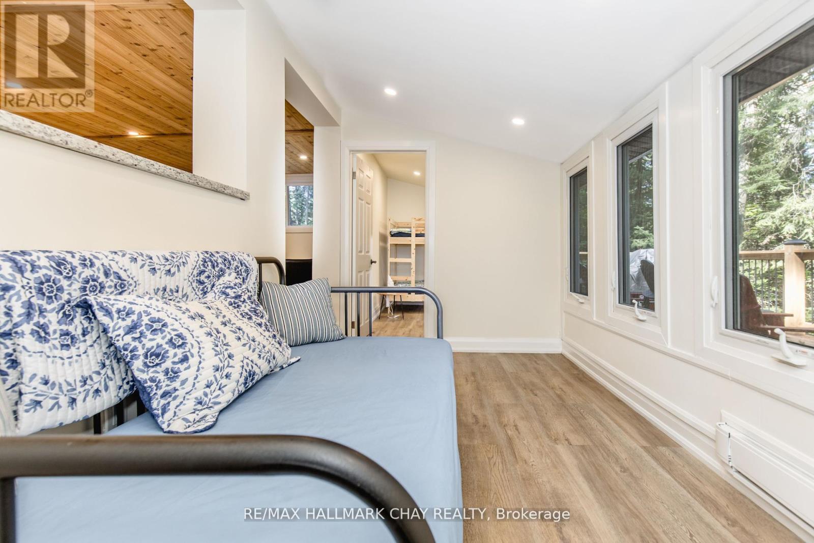 182 Brodie Kay Trail, Huntsville, Ontario  P0B 1L0 - Photo 14 - X12941256