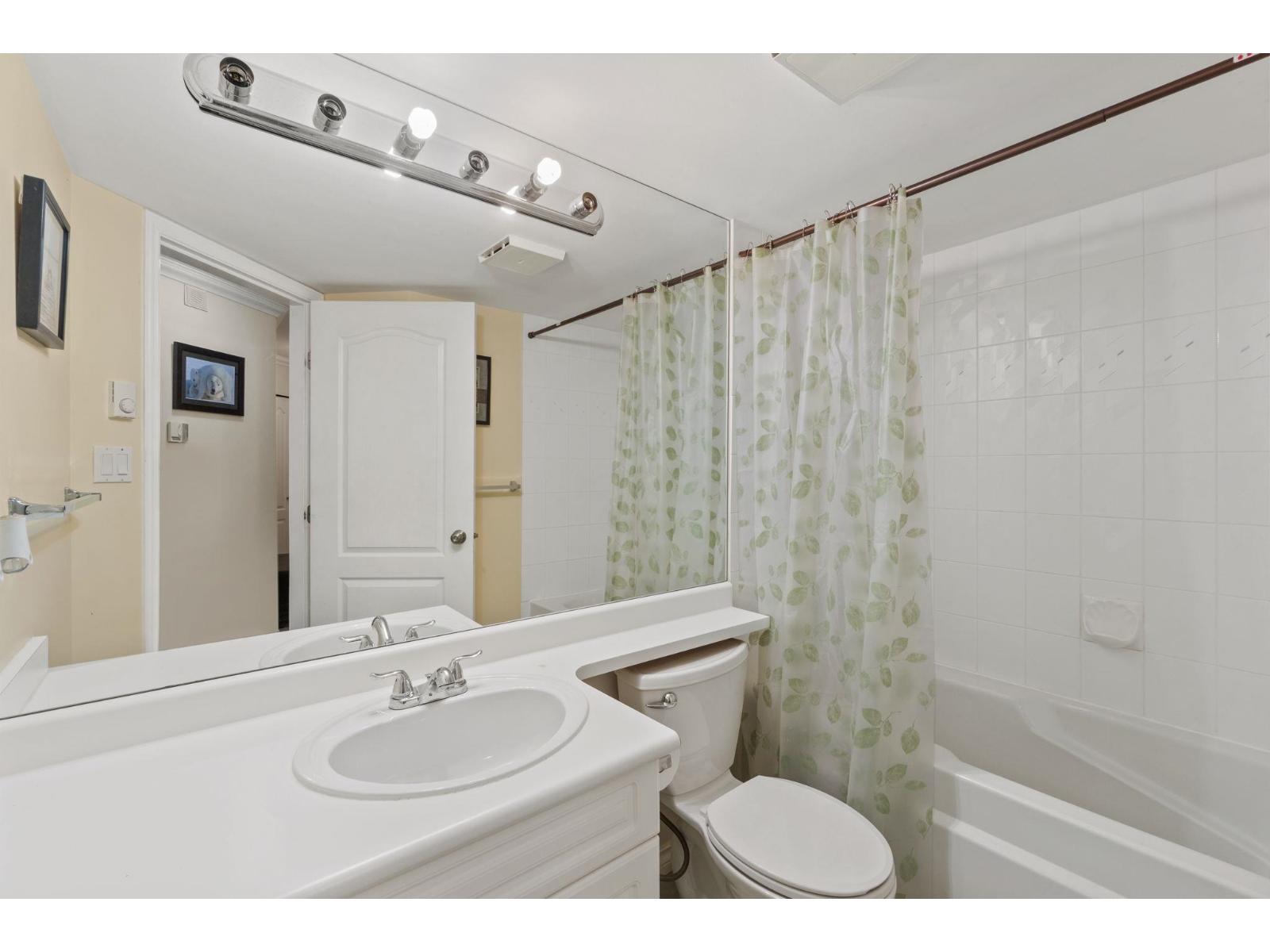 105 15110 108 Avenue, Surrey, British Columbia  V3R 0T6 - Photo 21 - R3105580