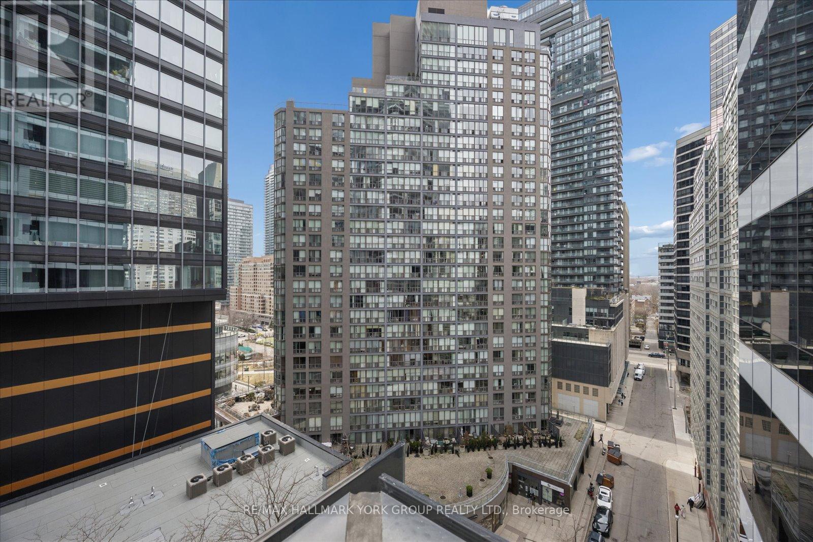 904 - 5 St Joseph Street, Toronto, Ontario  M4Y 0B6 - Photo 24 - C12923804