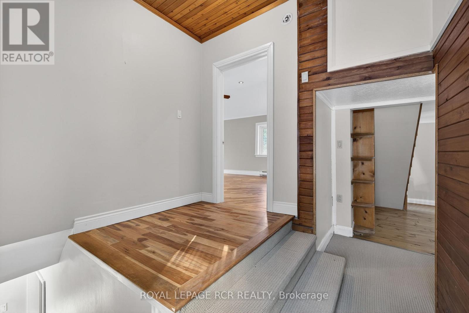 815 Forks Of The Credit Road, Caledon, Ontario  L7K 0E7 - Photo 18 - W12750726