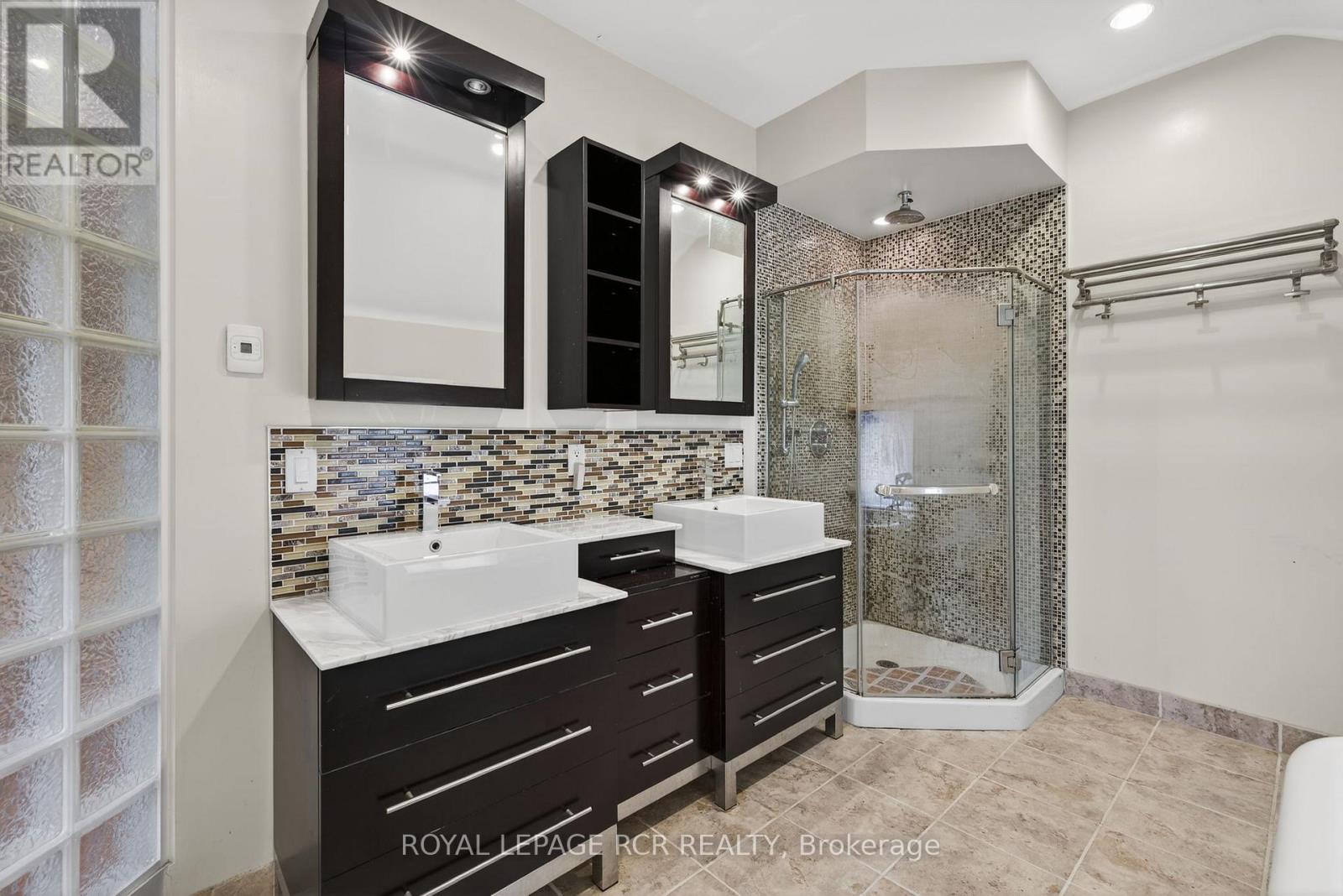 815 Forks Of The Credit Road, Caledon, Ontario  L7K 0E7 - Photo 24 - W12750726