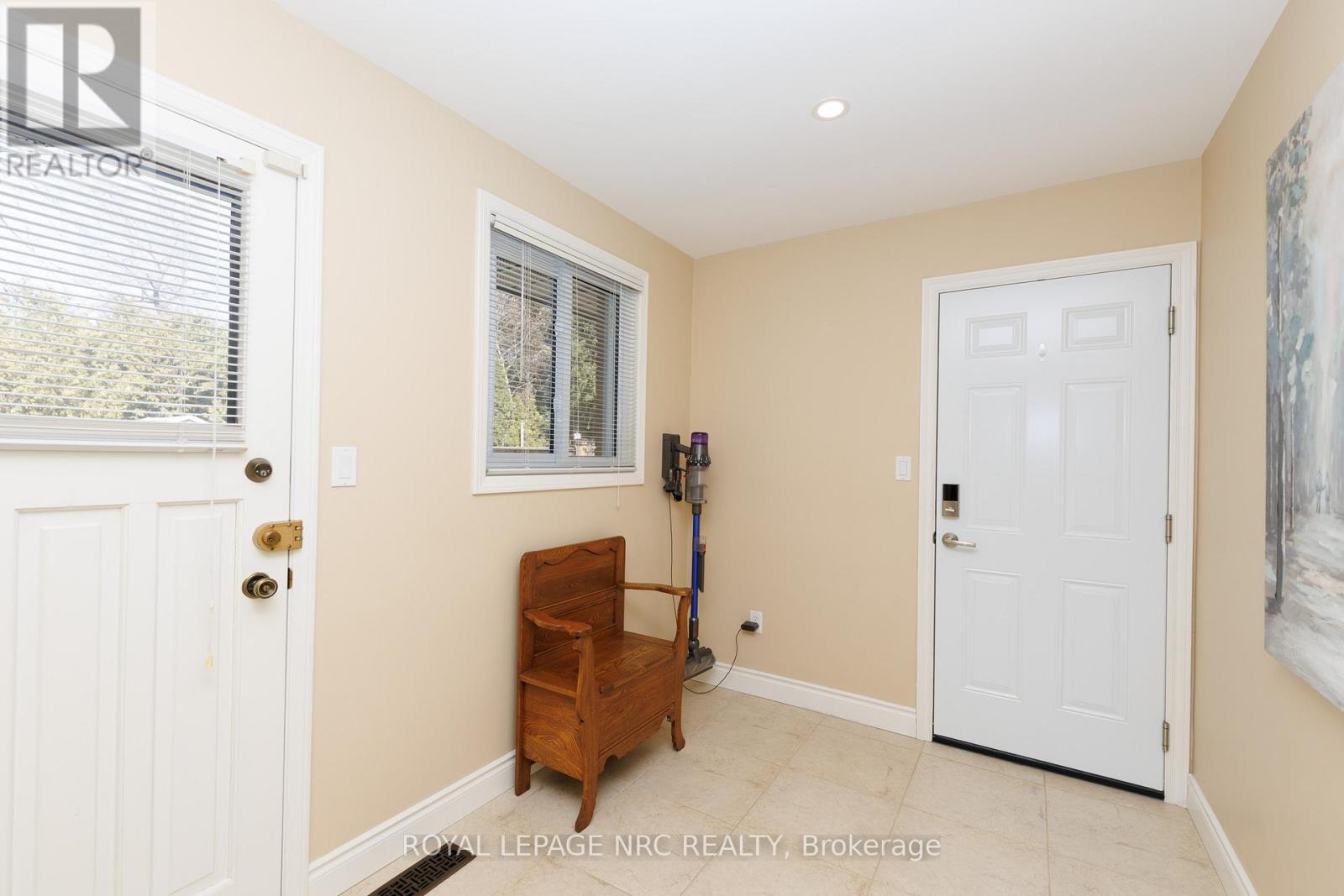 60 Millbridge Crescent, Pelham, Ontario  L3E 0E8 - Photo 14 - X12872576