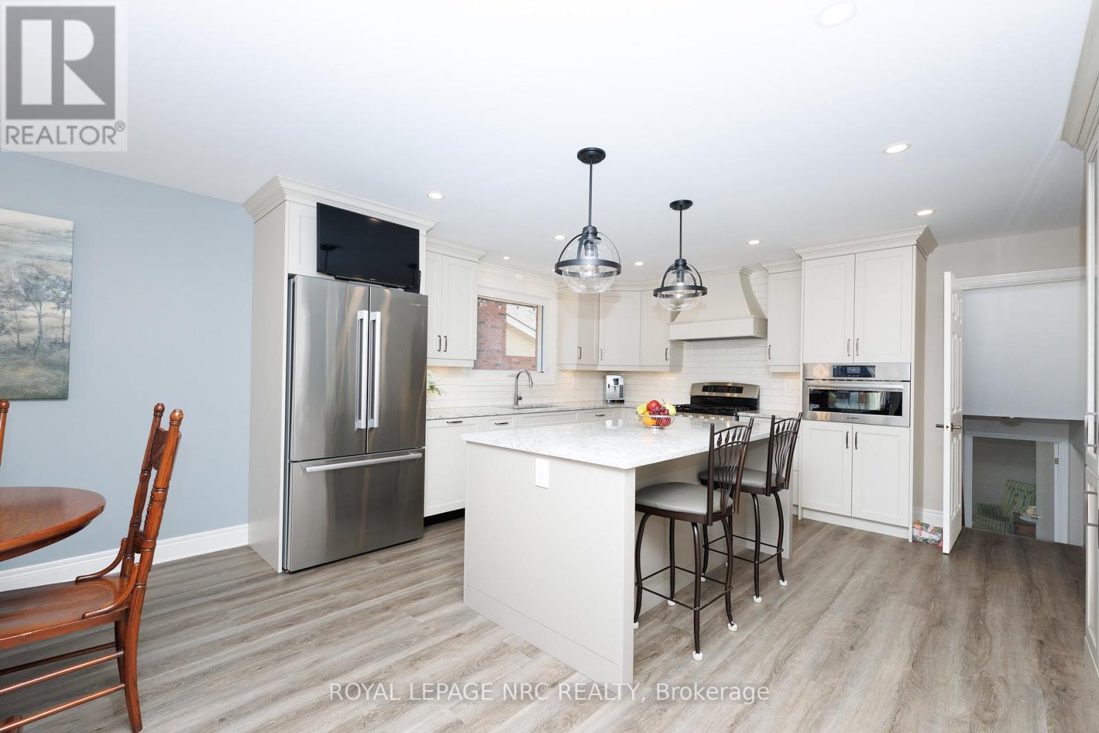 60 Millbridge Crescent, Pelham, Ontario  L3E 0E8 - Photo 11 - X12872576