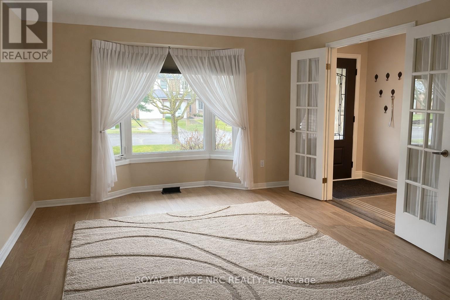 60 Millbridge Crescent, Pelham, Ontario  L3E 0E8 - Photo 5 - X12872576