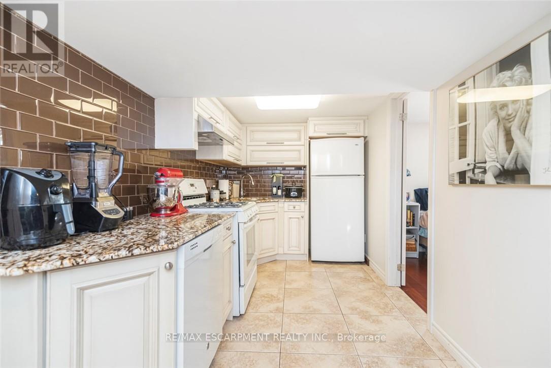 199 Kimberly Drive, Hamilton, Ontario  L8K 4L2 - Photo 38 - X12539602