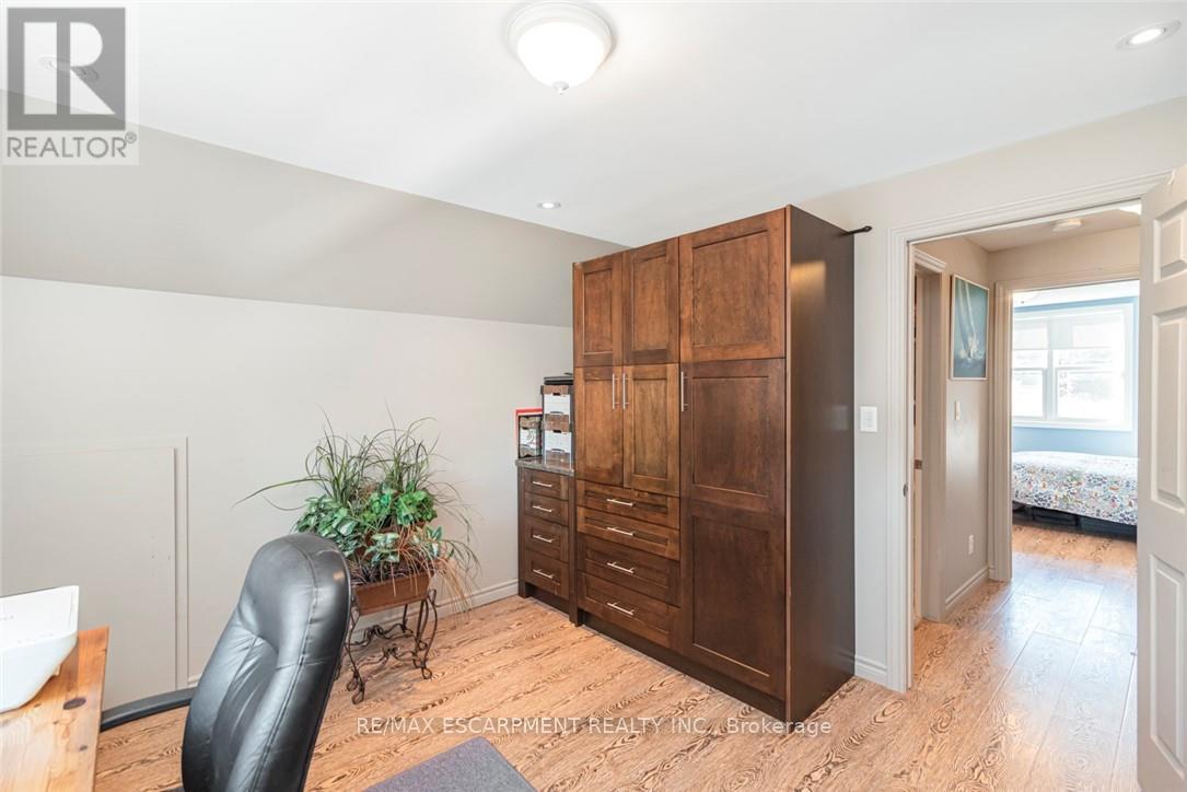 199 Kimberly Drive, Hamilton, Ontario  L8K 4L2 - Photo 21 - X12539602