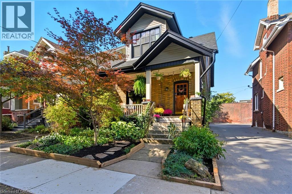 16 BURRIS Street, Hamilton, Ontario