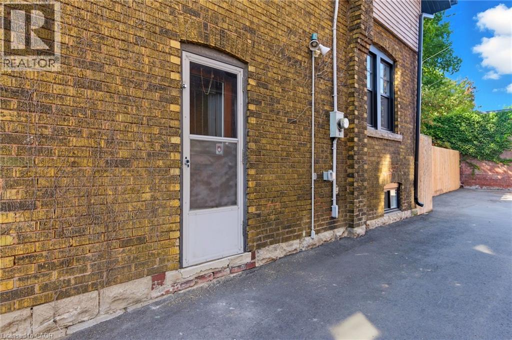 16 Burris Street, Hamilton, Ontario  L8M 2J2 - Photo 27 - 40816398