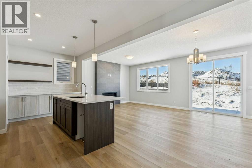 12 Willow Park Point, Cochrane, Alberta  T4C 2V3 - Photo 5 - A2287950