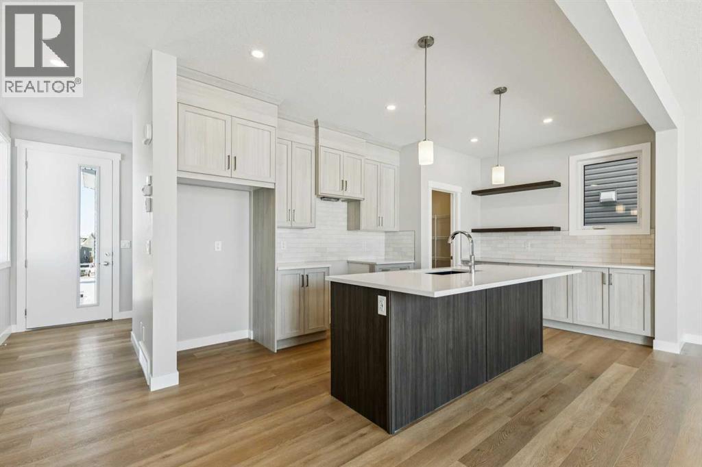 12 Willow Park Point, Cochrane, Alberta  T4C 2V3 - Photo 7 - A2287950