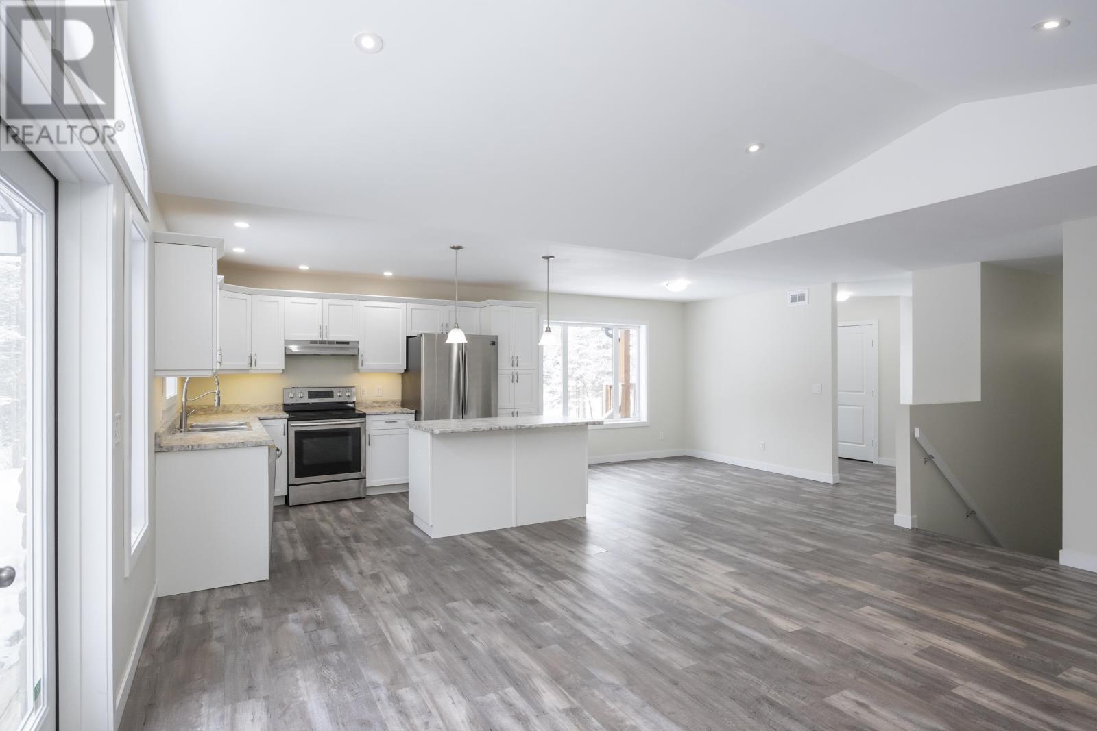 2040 Gus Wuori Rd, Thunder Bay, Ontario P7G 2S1 - Photo 6 - TB2600545