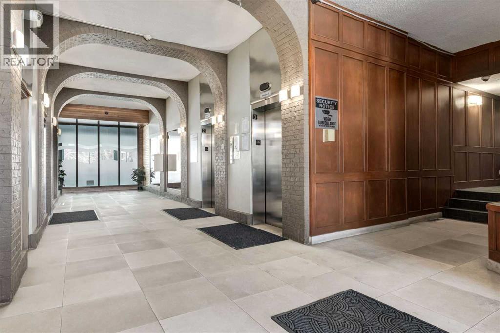 1114, 4944 Dalton Drive NW, Calgary, Alberta  T3A 2E3 - Photo 2 - A2292843