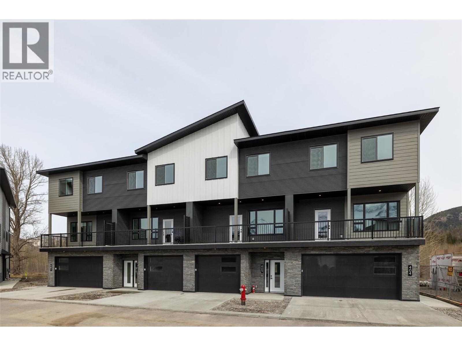 800 Riverside Way Unit# 403, Fernie, British Columbia