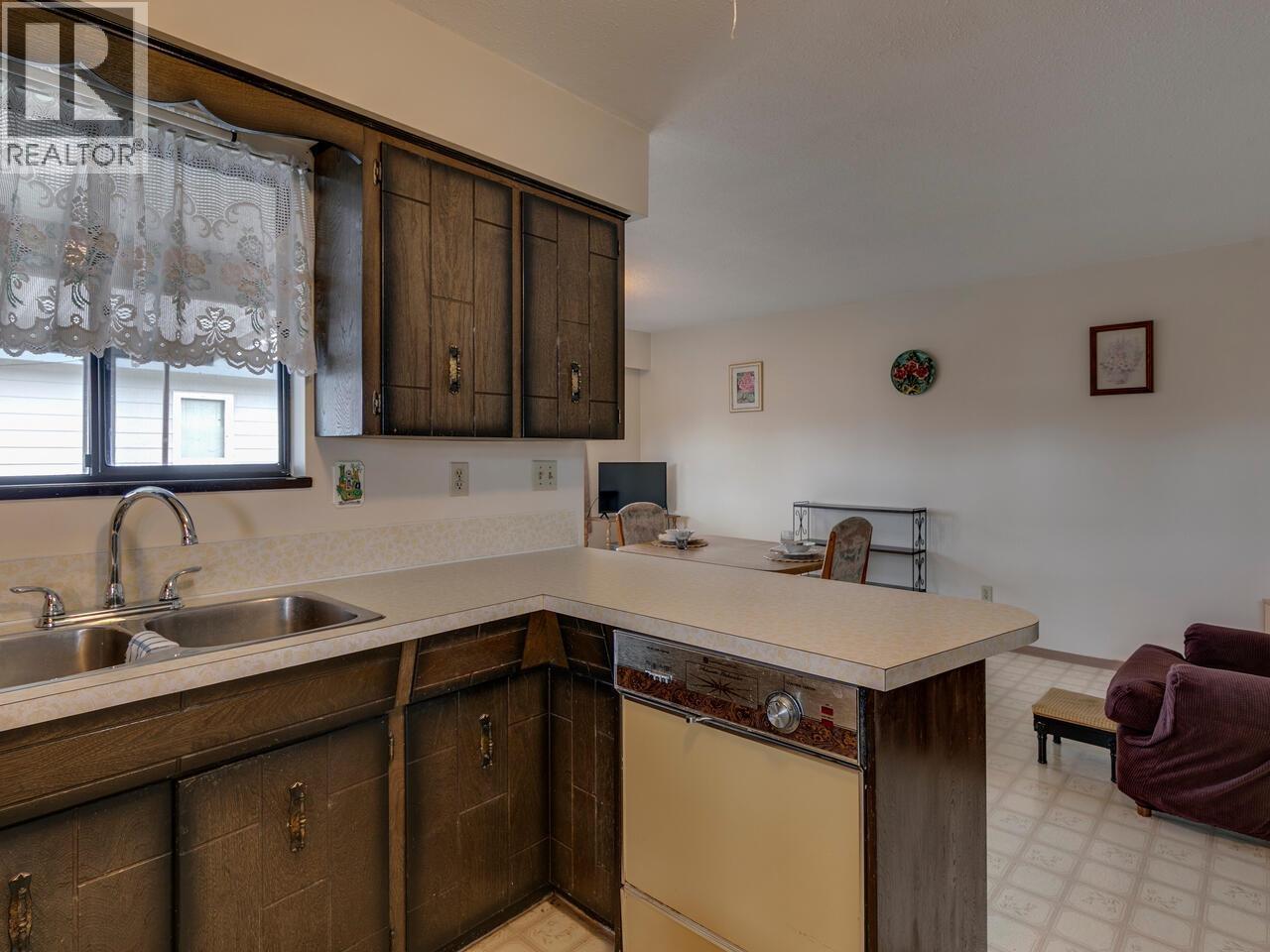 11780 Dewsbury Drive, Richmond, British Columbia  V6X 2Y7 - Photo 10 - R3105282