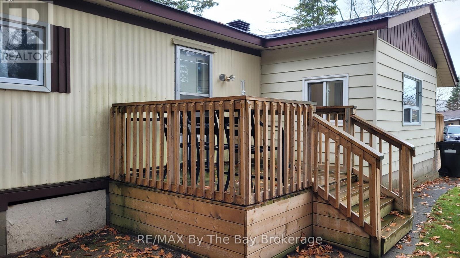 50 Georgian Glen Drive, Wasaga Beach, Ontario  L9Z 1K7 - Photo 19 - S12793742