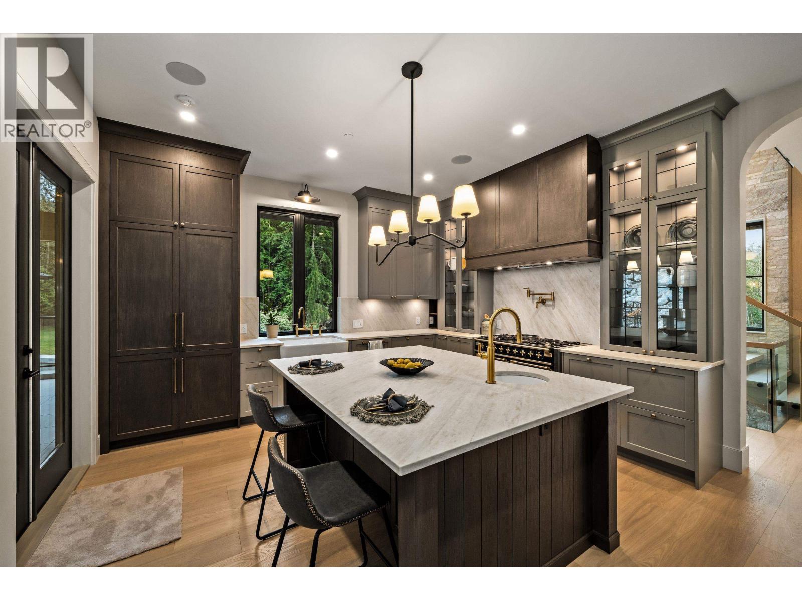 135 Oak Court, Anmore, British Columbia  V3H 4W9 - Photo 17 - R3105458