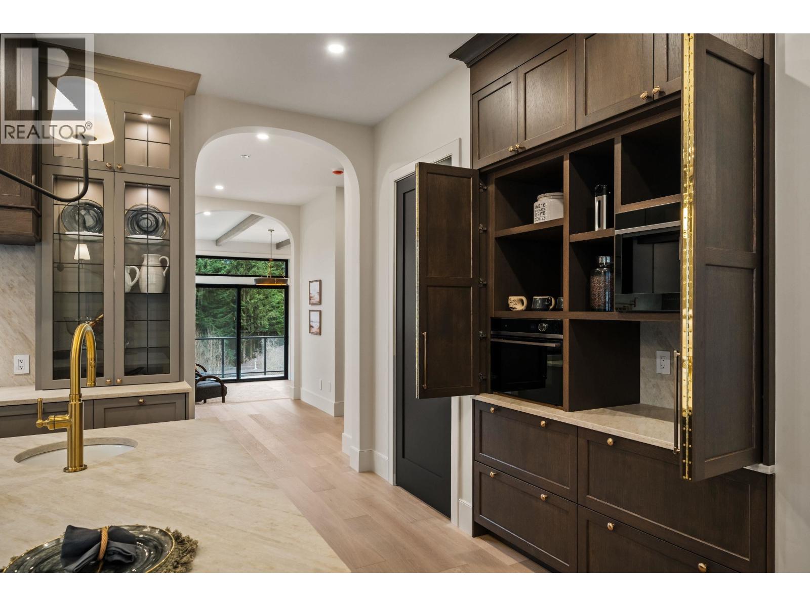 135 Oak Court, Anmore, British Columbia  V3H 4W9 - Photo 18 - R3105458