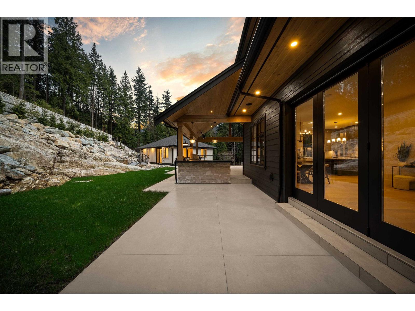 135 Oak Court, Anmore, British Columbia  V3H 4W9 - Photo 33 - R3105458