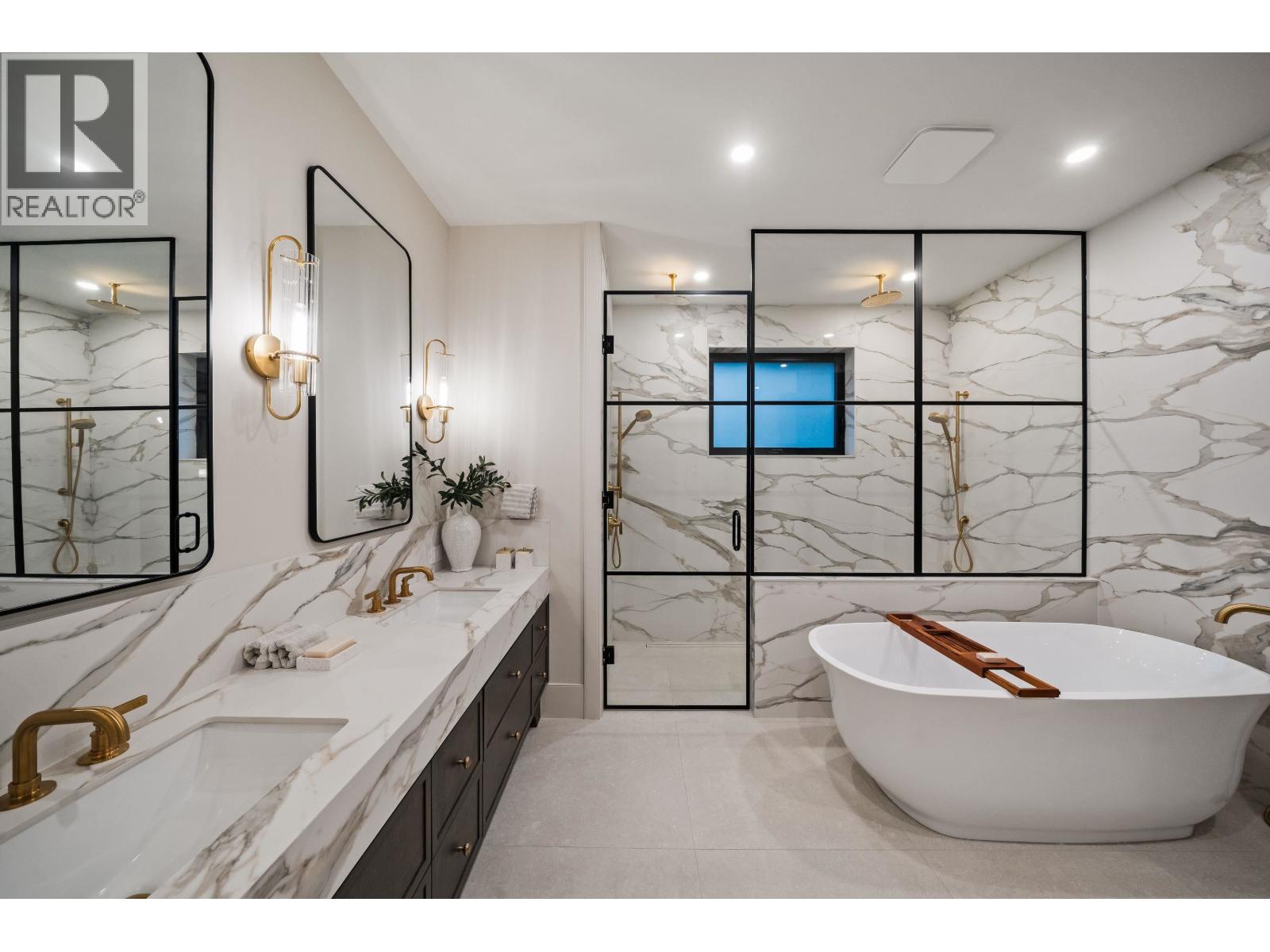 135 Oak Court, Anmore, British Columbia  V3H 4W9 - Photo 28 - R3105458