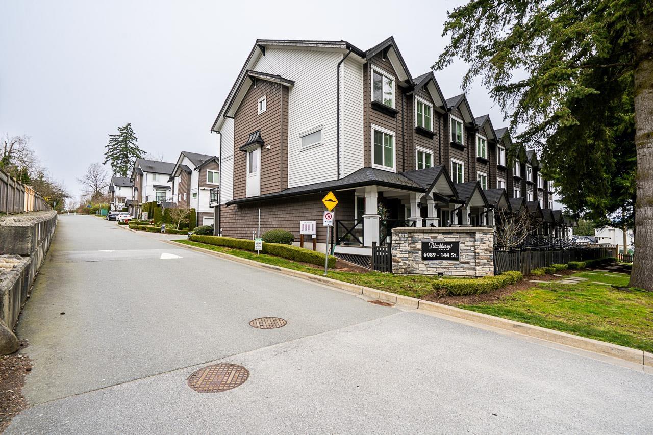 18 6089 144 Street, Surrey, British Columbia  V3X 1A4 - Photo 2 - R3105493