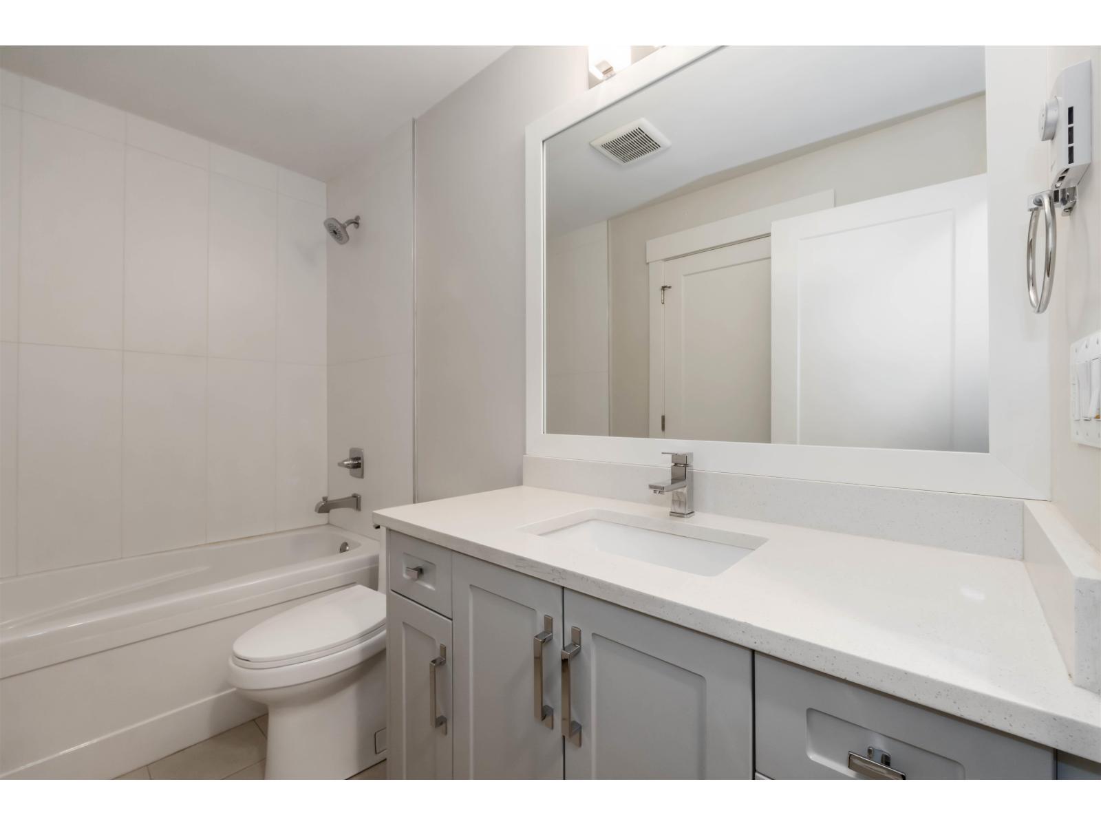 17138 0a Avenue, Surrey, British Columbia  V3Z 0Y9 - Photo 31 - R3105410