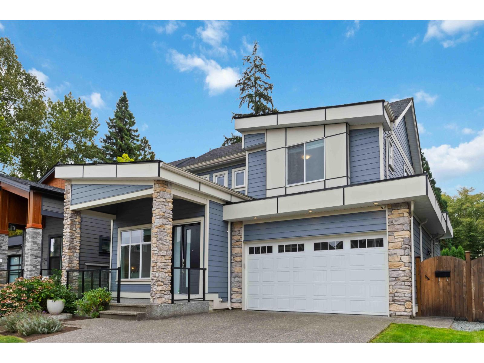 17138 0a Avenue, Surrey, British Columbia  V3Z 0Y9 - Photo 3 - R3105410