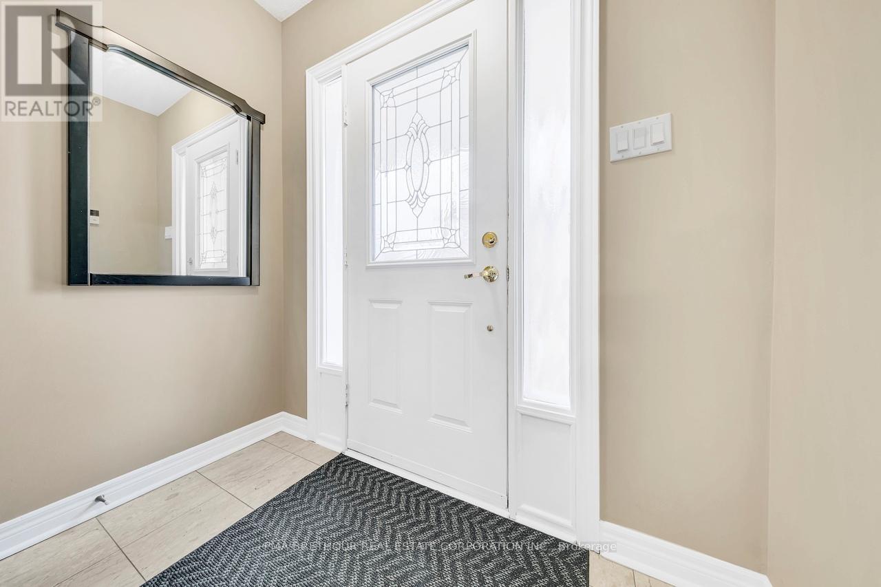 7 - 10719 Bathurst Street, Richmond Hill, Ontario L4C 0N3 - Photo 4 - N12930996