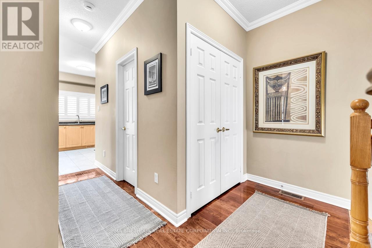 7 - 10719 Bathurst Street, Richmond Hill, Ontario L4C 0N3 - Photo 5 - N12930996