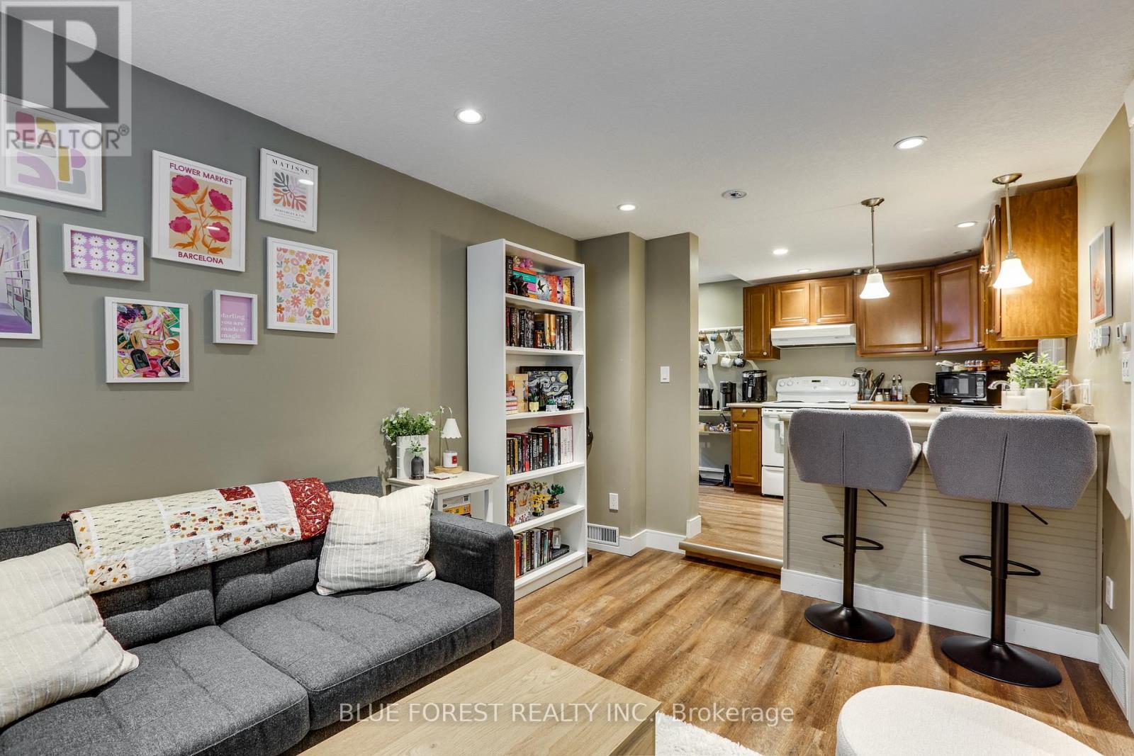 17 Mcdonald Avenue, London North, Ontario  N6G 1A9 - Photo 16 - X12836012