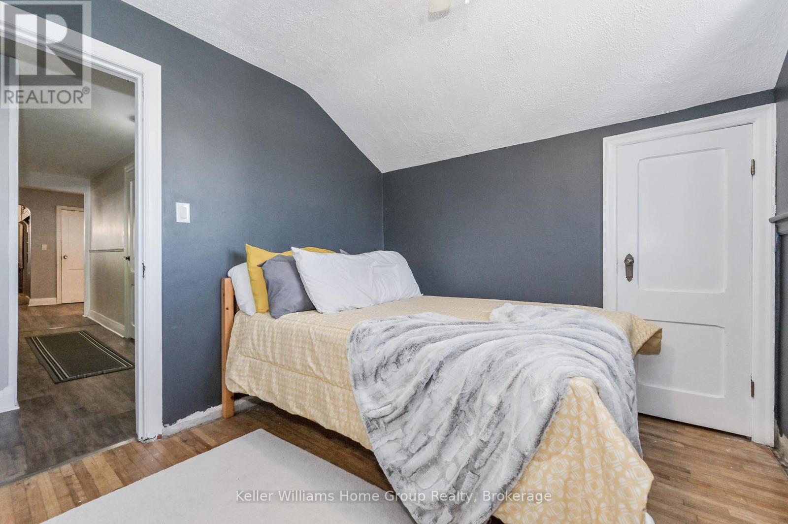 88-90 Main Street, Erin, Ontario  N0B 1T0 - Photo 34 - X12941416