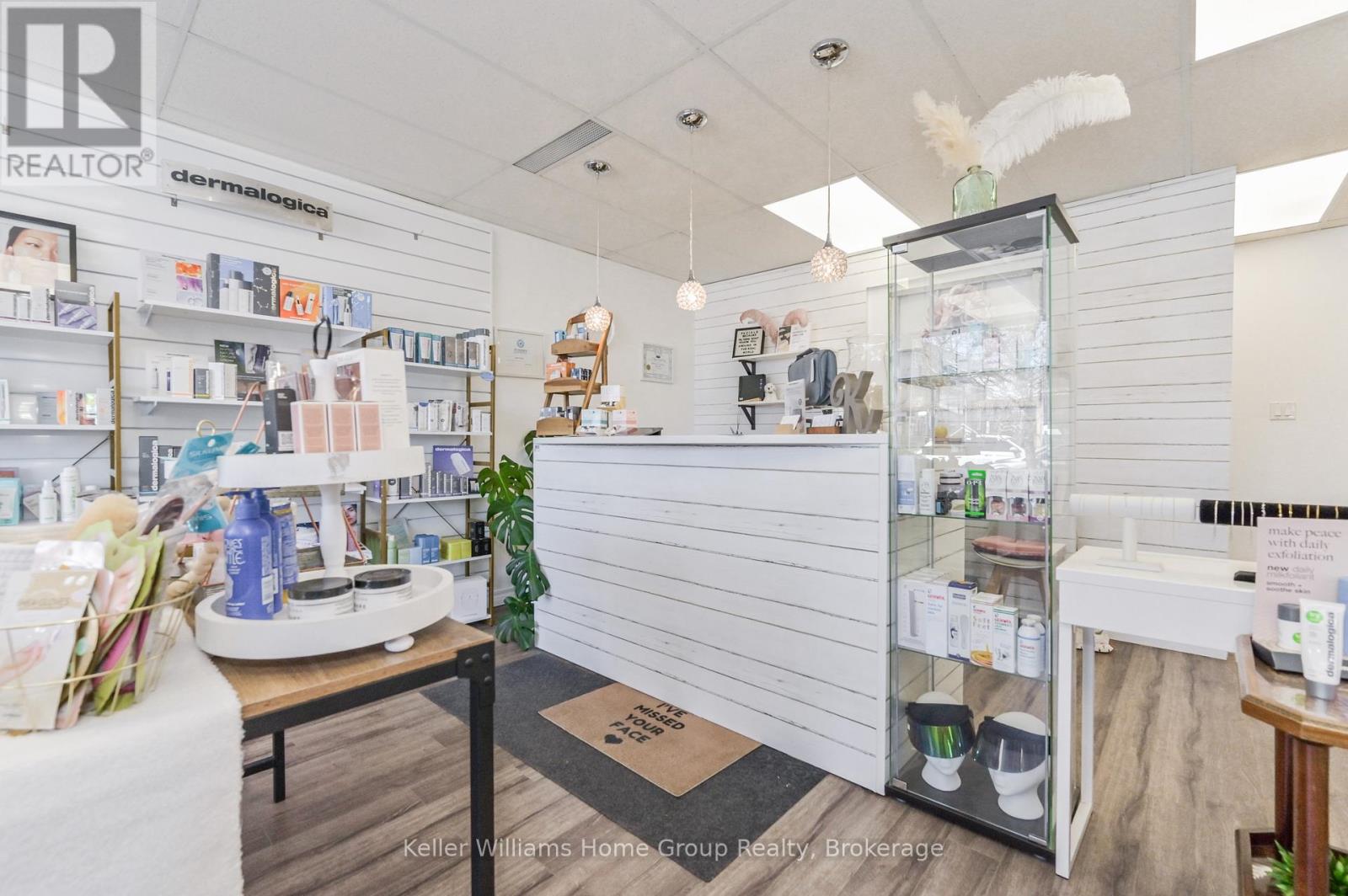 88-90 Main Street, Erin, Ontario  N0B 1T0 - Photo 5 - X12941416