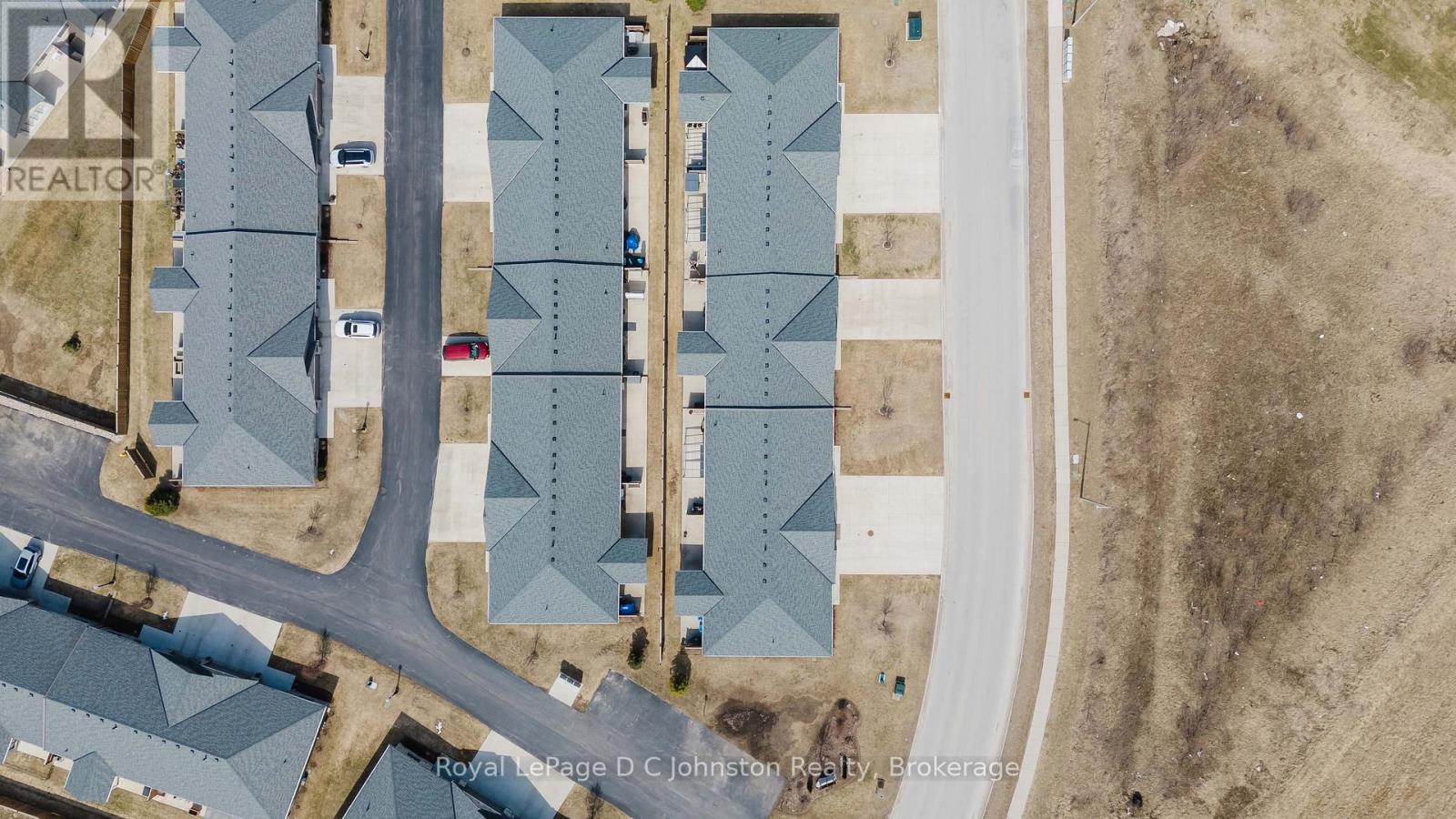 1062 Waterloo Street, Saugeen Shores, Ontario  N0H 2C3 - Photo 37 - X12941452