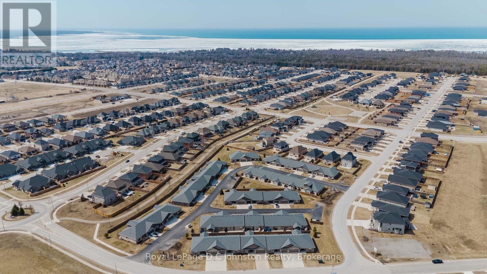 1062 Waterloo Street, Saugeen Shores, Ontario  N0H 2C3 - Photo 42 - X12941452