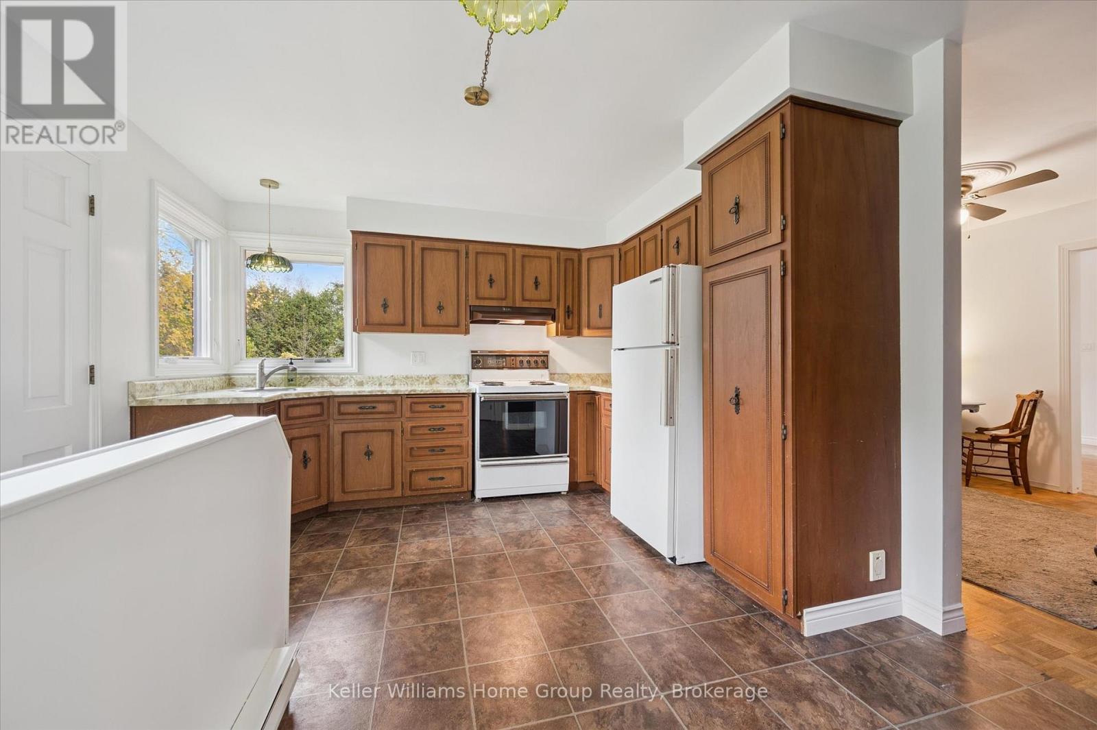 7828 Sixth Line E, Centre Wellington, Ontario  N0B 1S0 - Photo 19 - X12941480